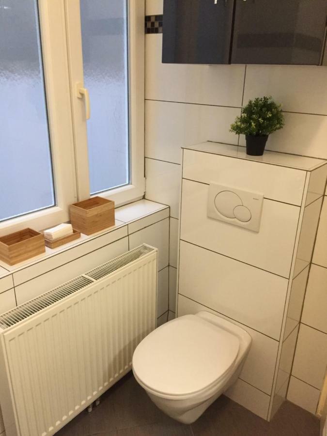 Schoenbrunn Apartment Wina Bagian luar foto